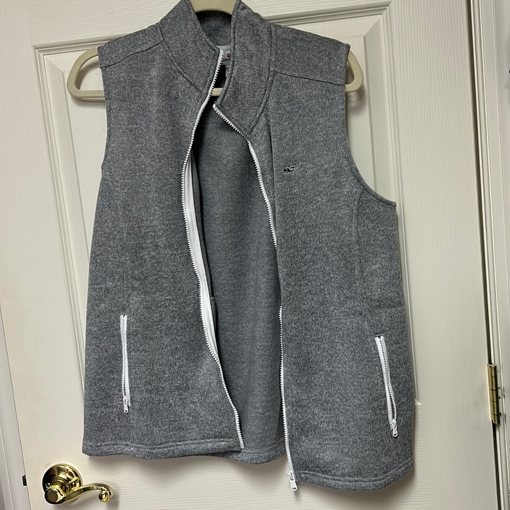 Ladies vineyard vines fleece vest